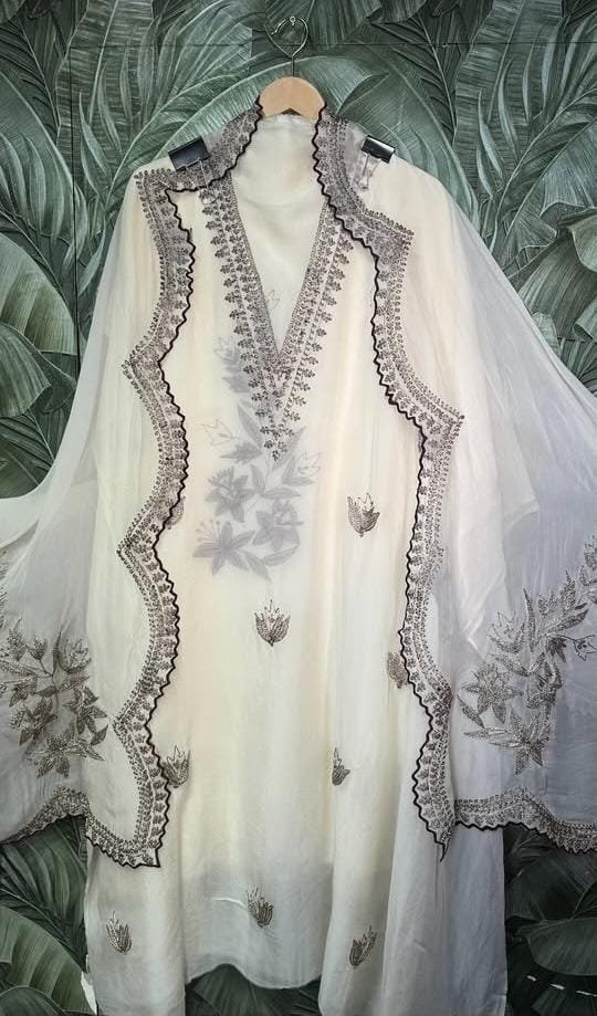 CREPE MATERIAL FABRIC